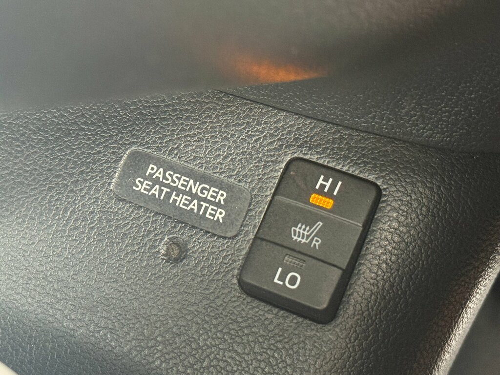 Toyota Prius Prius Excel Vvt-i Cvt Red #44