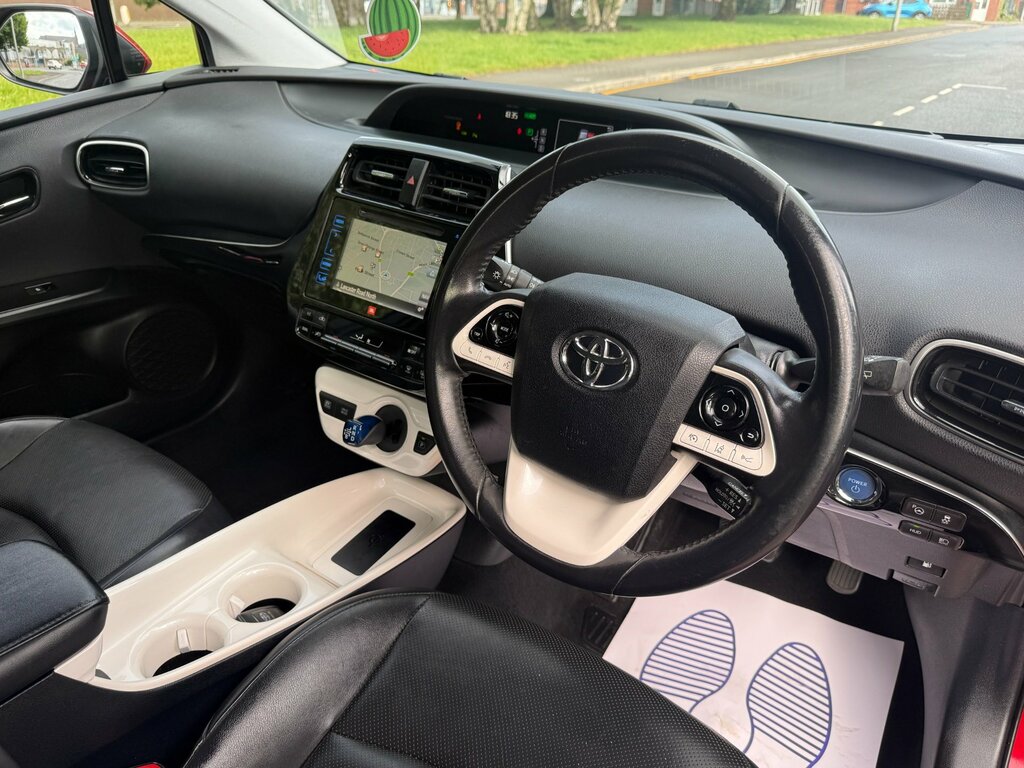Toyota Prius Prius Excel Vvt-i Cvt Red #9