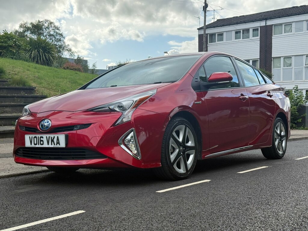 Toyota Prius Prius Excel Vvt-i Cvt Red #60