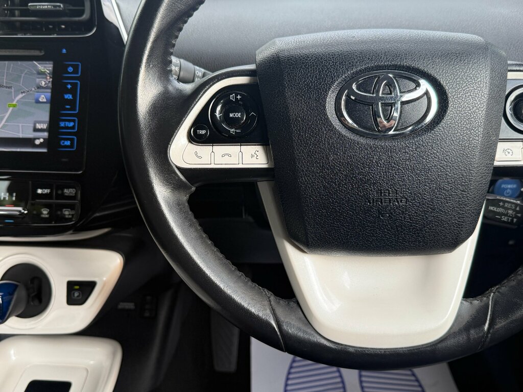 Toyota Prius Prius Excel Vvt-i Cvt Red #14