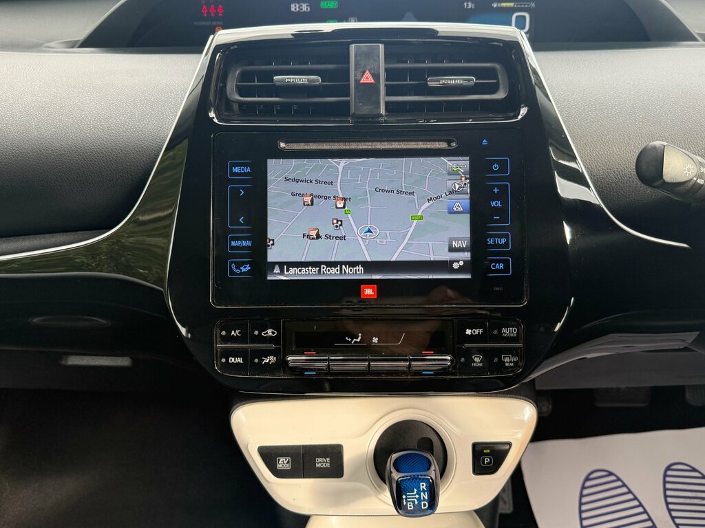 Toyota Prius Prius Excel Vvt-i Cvt Red #16