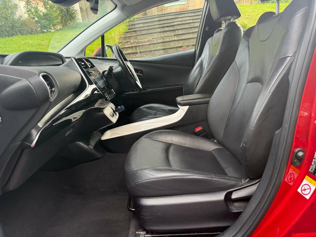 Toyota Prius Prius Excel Vvt-i Cvt Red #36