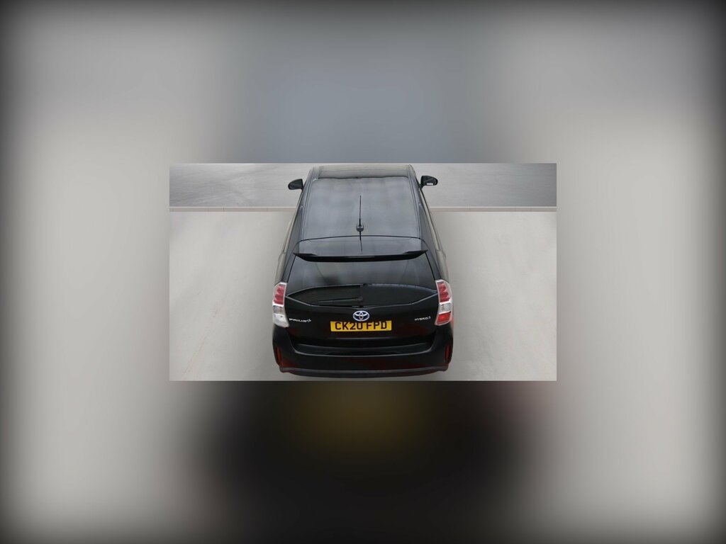 Toyota Prius+ Excel #7