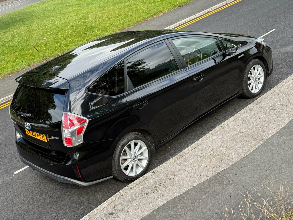 Toyota Prius+ Excel Red #64