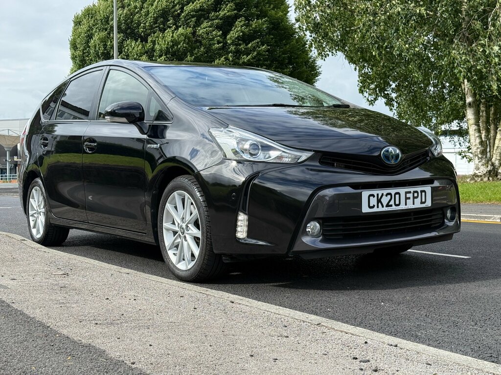 Toyota Prius+ Excel Red #66