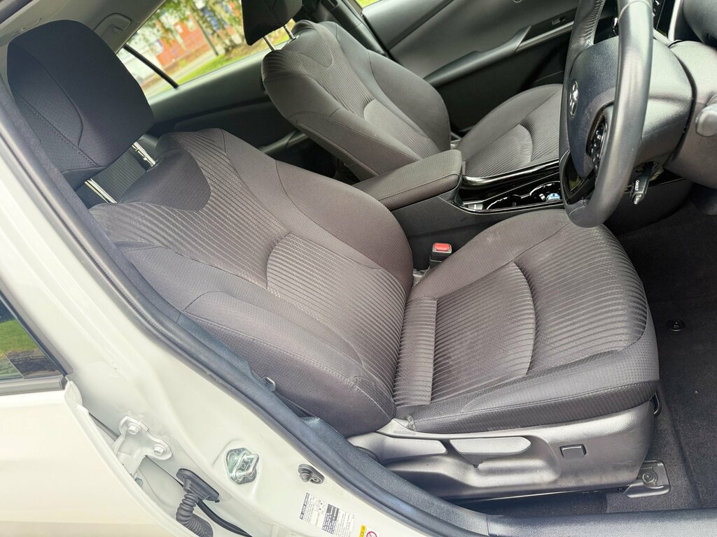 Toyota Prius+ Prius Hybrid Grey #40
