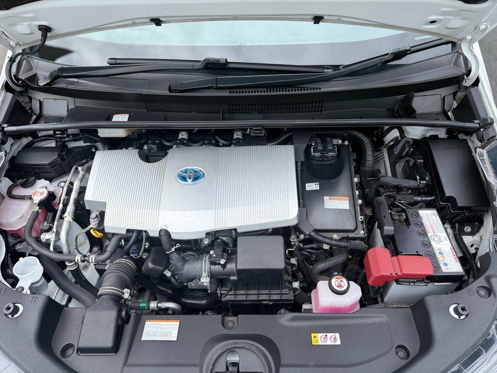 Toyota Prius+ Prius Hybrid Grey #50