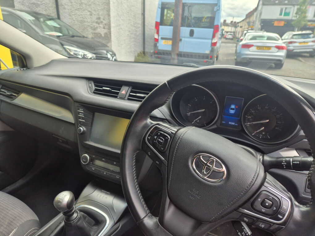 Toyota Avensis 1.6 D-4d Business Edition Euro 6 Ss  #5