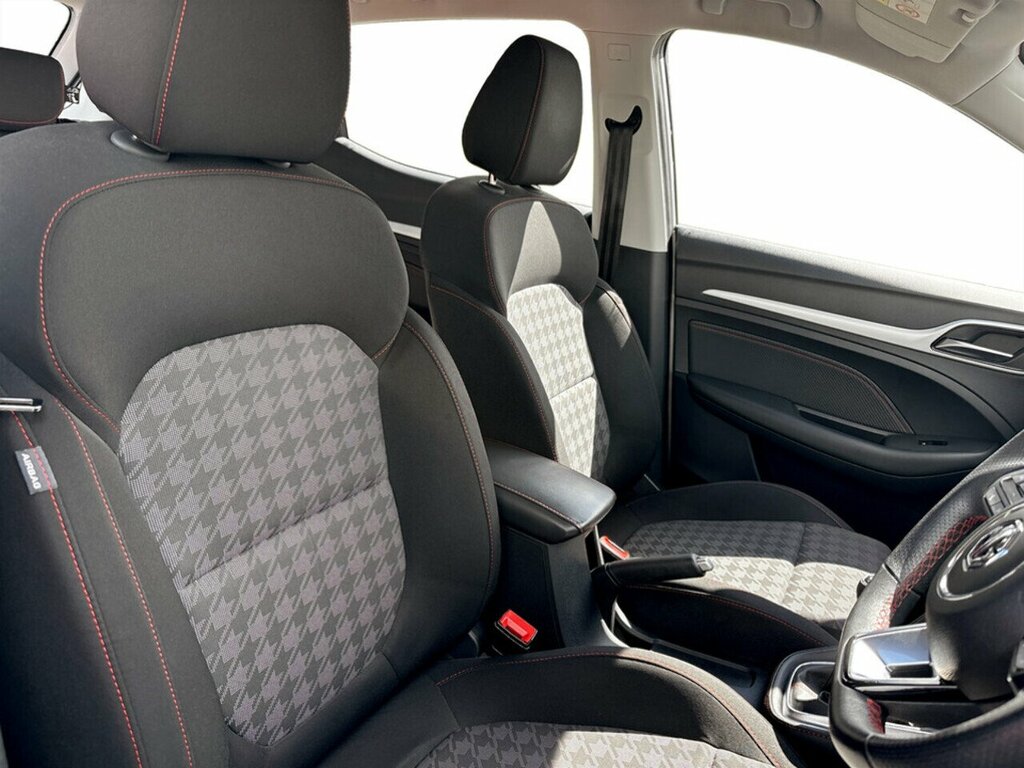 MG ZS Vti-tech Excite YC22YNN Silver #6
