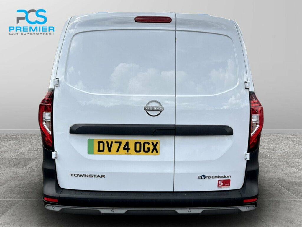Nissan TOWNSTAR Acenta DV74OGX White #3