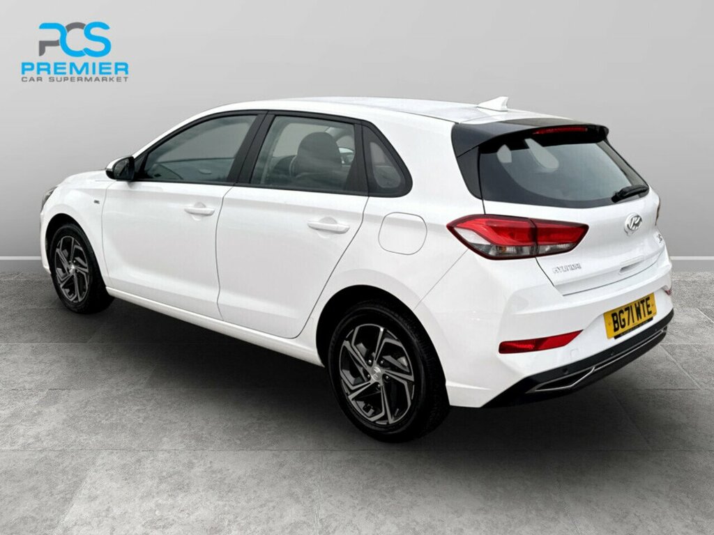 Hyundai I30 T-gdi Mhev Se Connect White #2