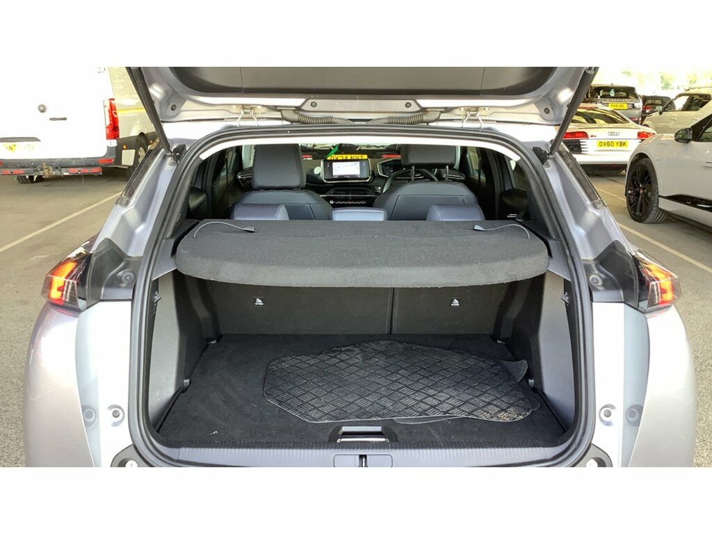 Peugeot 2008 Puretech Allure Premium Grey #5
