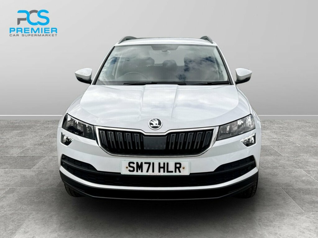 Skoda Karoq Tsi Act Se Technology SM71HLR White #4