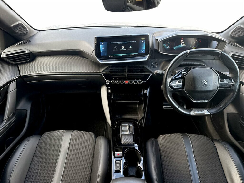 Peugeot e-208 Gt White #6