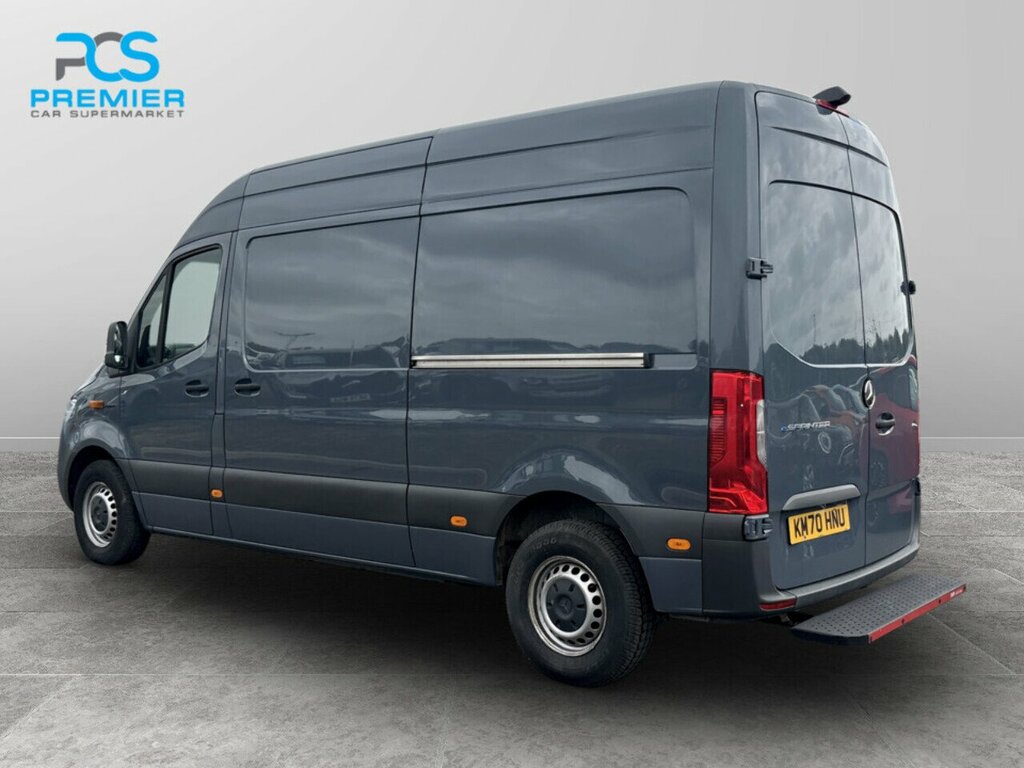 Mercedes-Benz eSprinter Progressive Grey #5