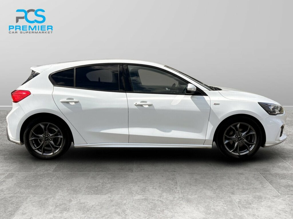 Ford Focus T Ecoboost St-line Edition BN71YKE White #4