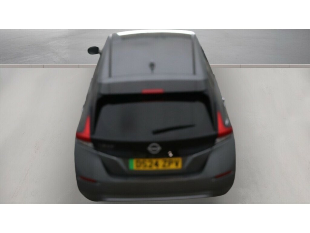 Nissan Leaf Tekna Grey #5