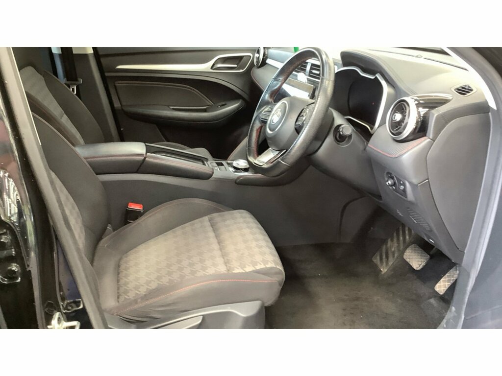 MG ZS Se Long Range CE72EFU Black #3
