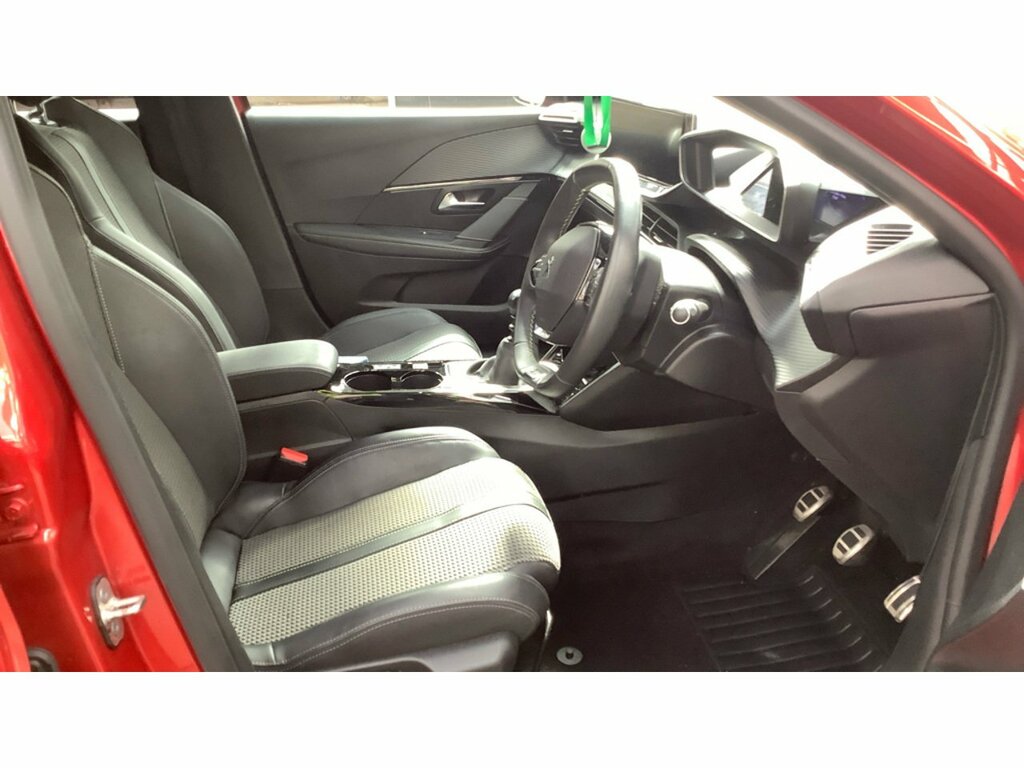 Peugeot 208 Puretech Gt Red #3