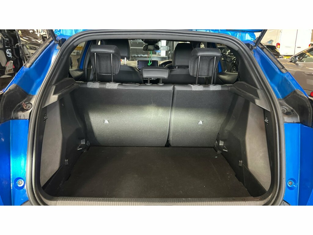 Peugeot 2008 Puretech Allure RV24MHE Blue #5