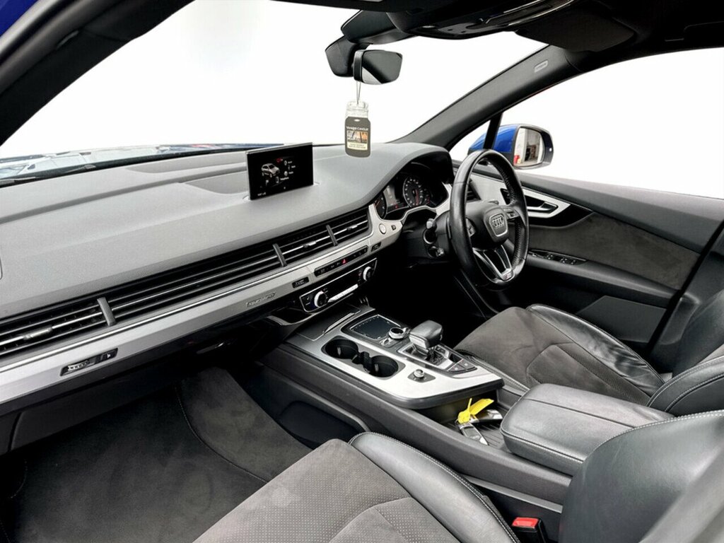 Audi Q7 E 220 D Amg Line Black #17
