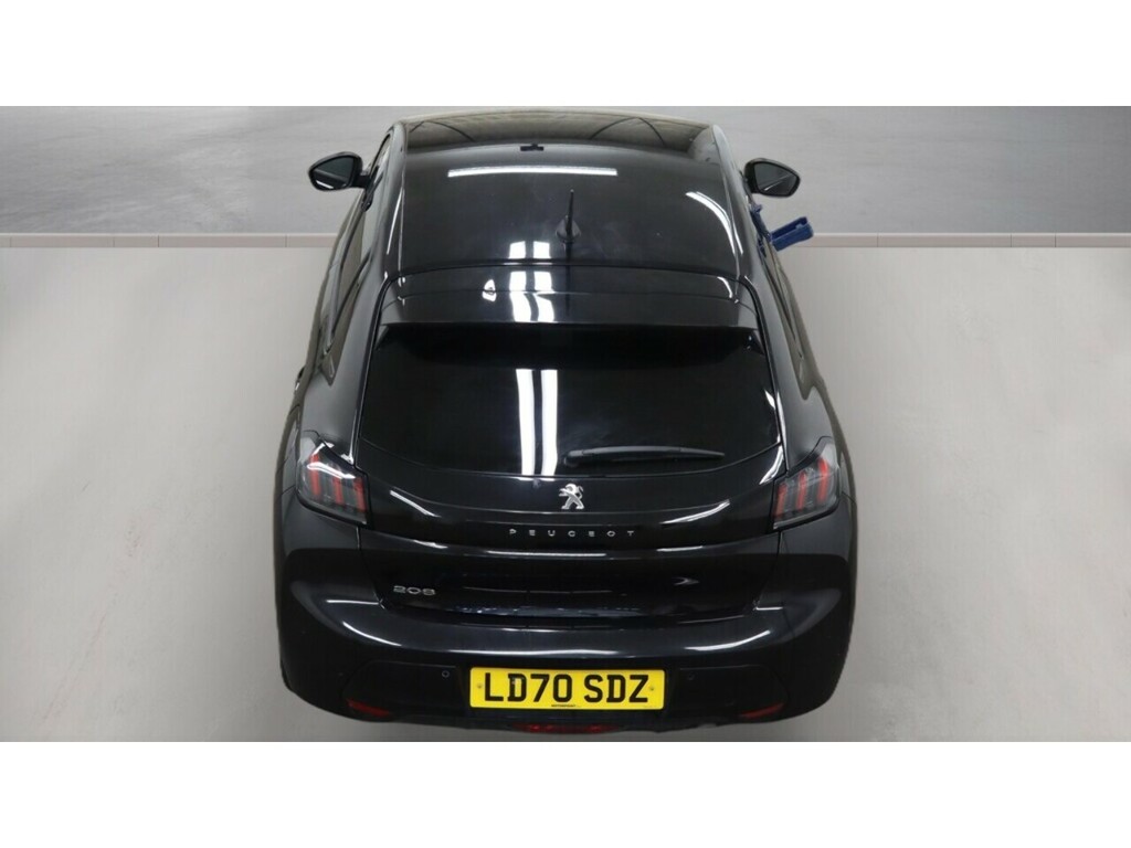 Peugeot 208 Puretech Allure Premium Black #6
