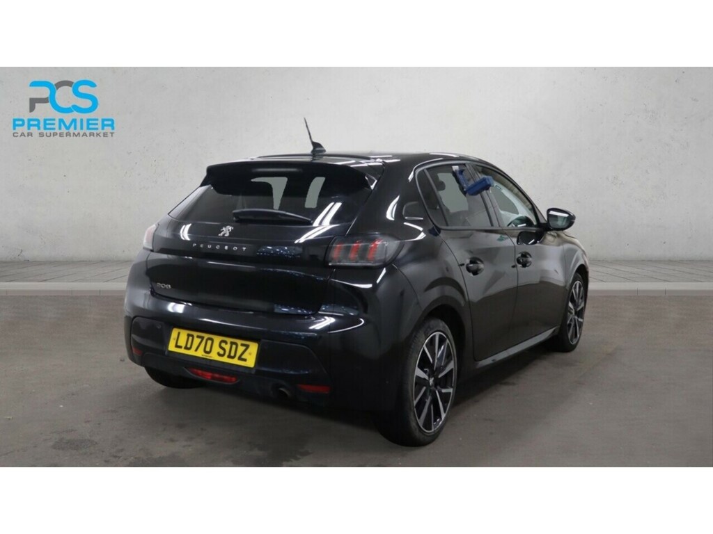 Peugeot 208 Puretech Allure Premium Black #4