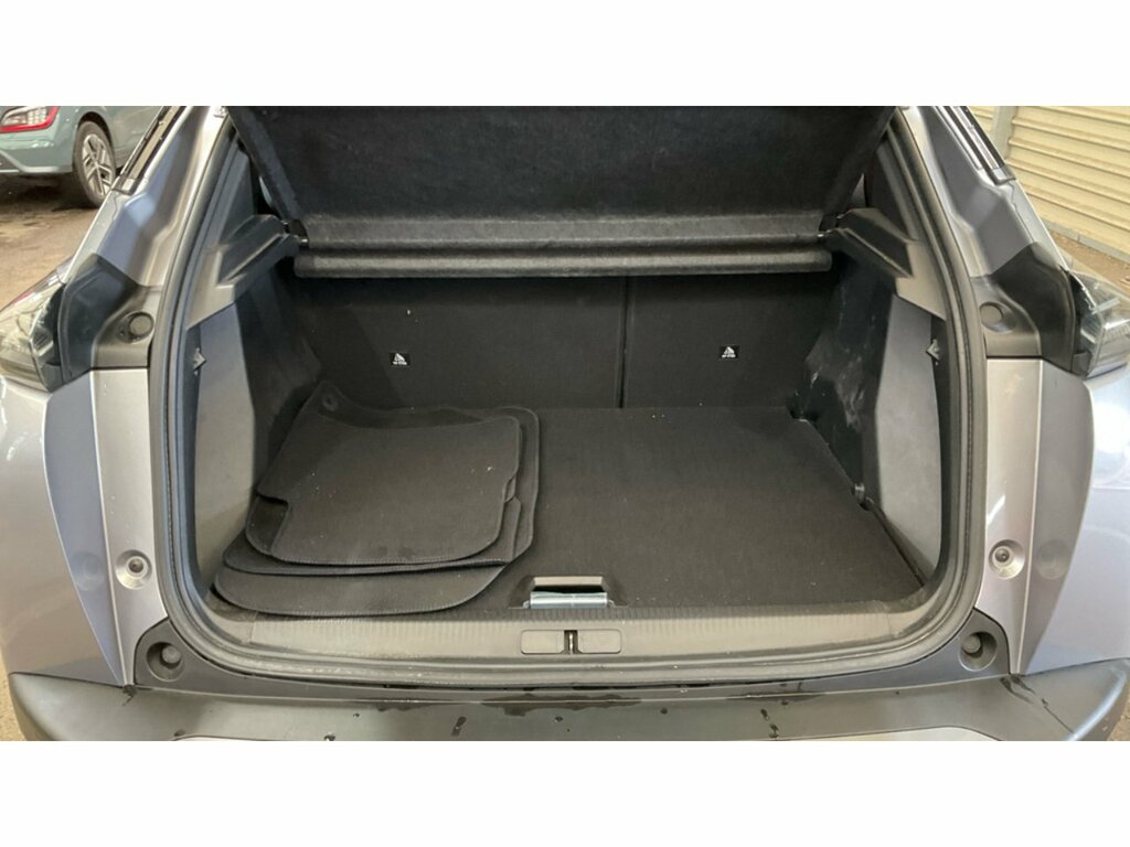 Peugeot 2008 Puretech Allure Grey #5