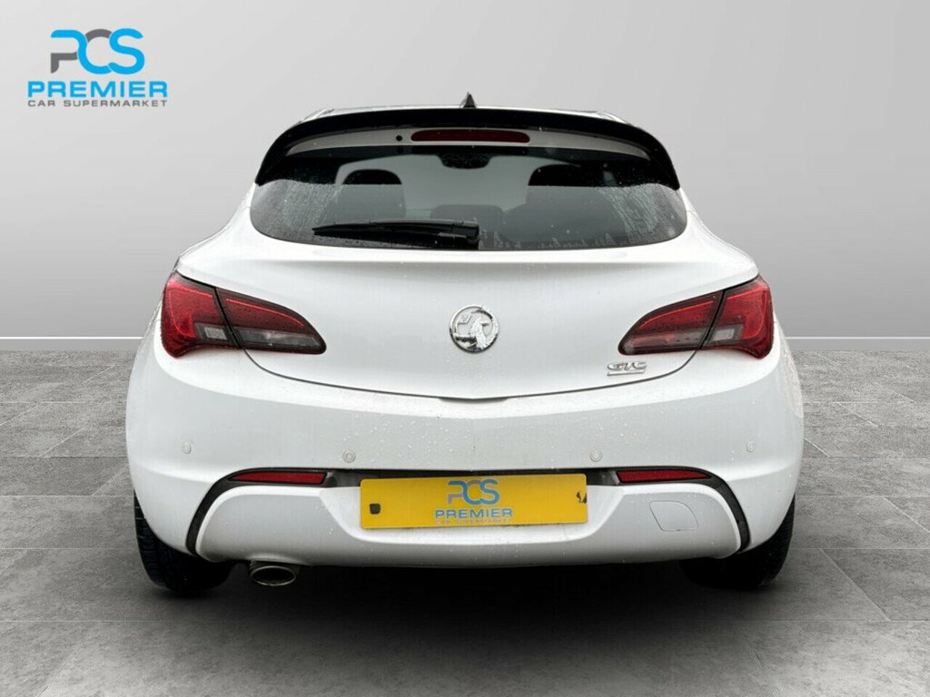 Vauxhall Astra GTC I Turbo Limited Edition White #3