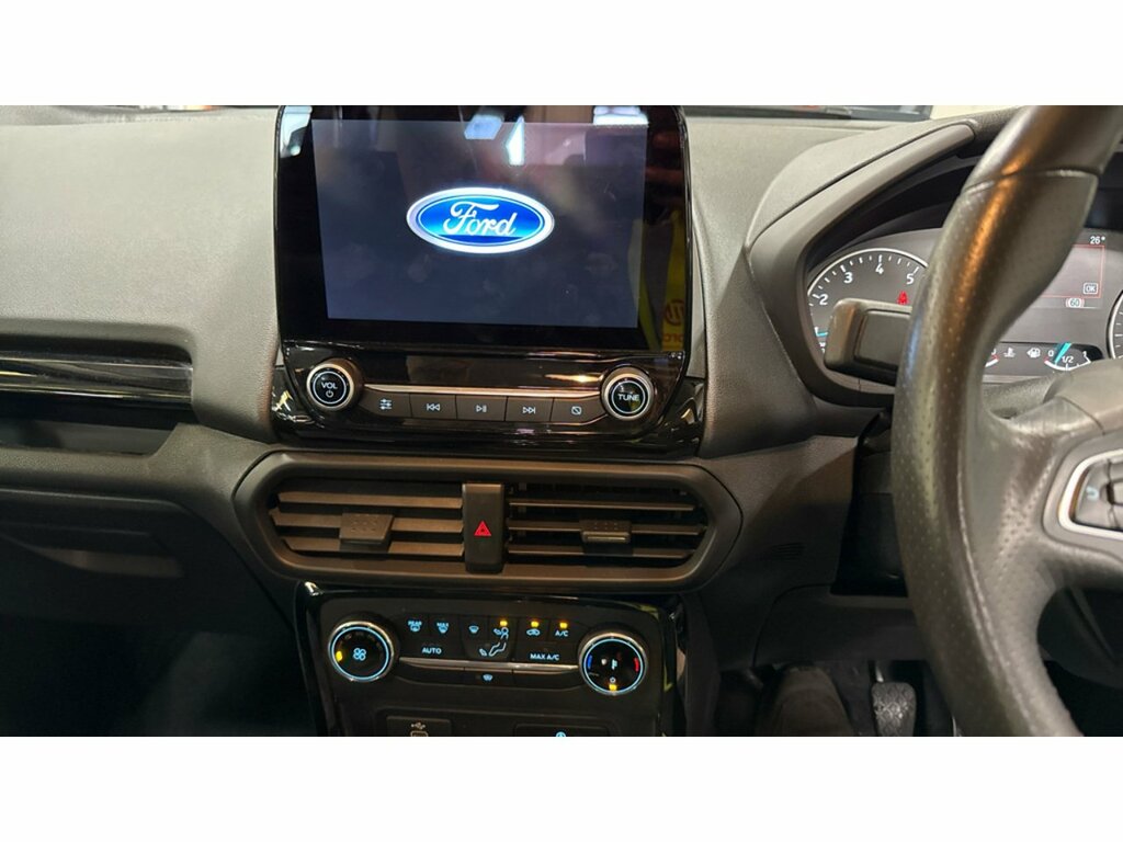 Ford Ecosport Active White #11