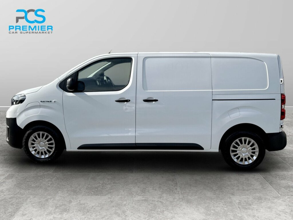Toyota PROACE Icon White #5