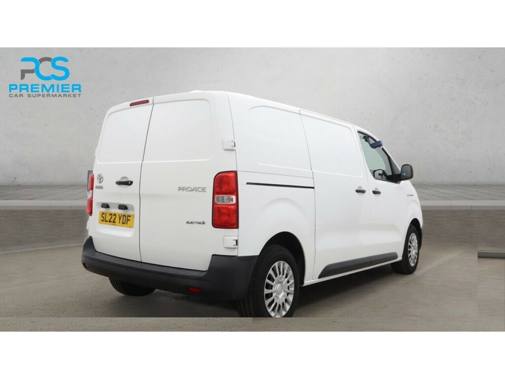 Toyota PROACE Icon White #3