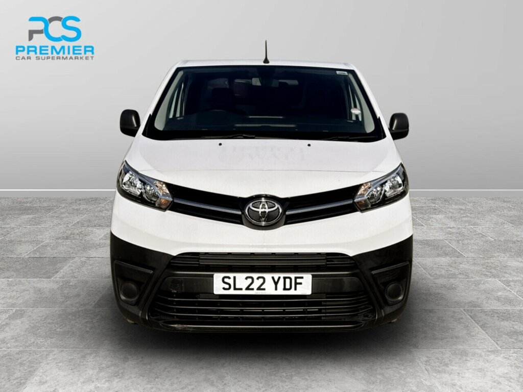 Toyota PROACE Icon White #3