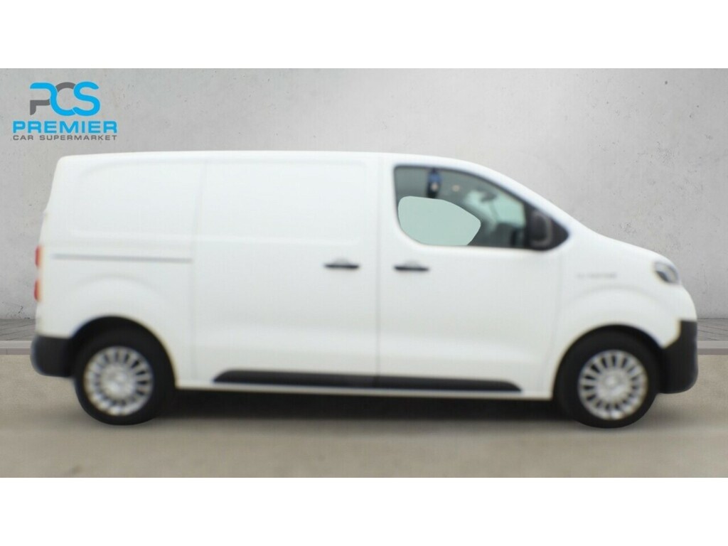 Toyota PROACE Icon White #2