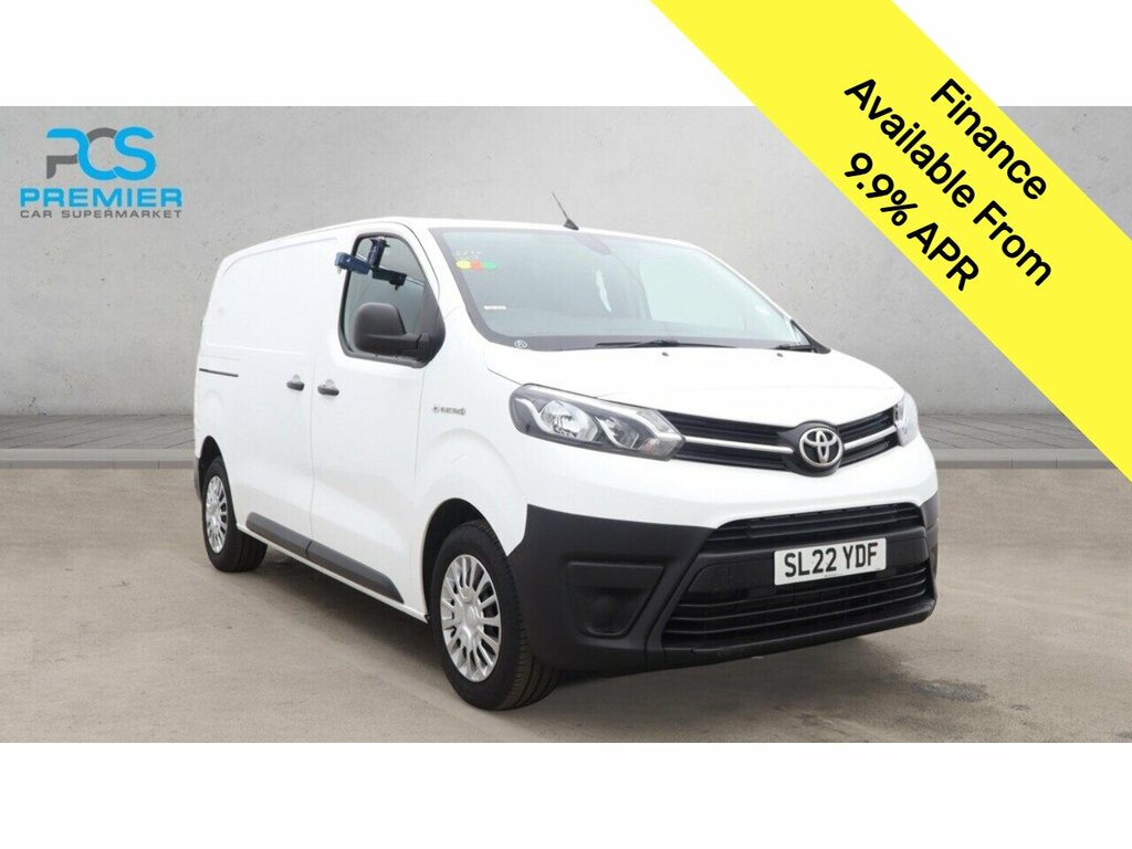 Toyota PROACE Icon White