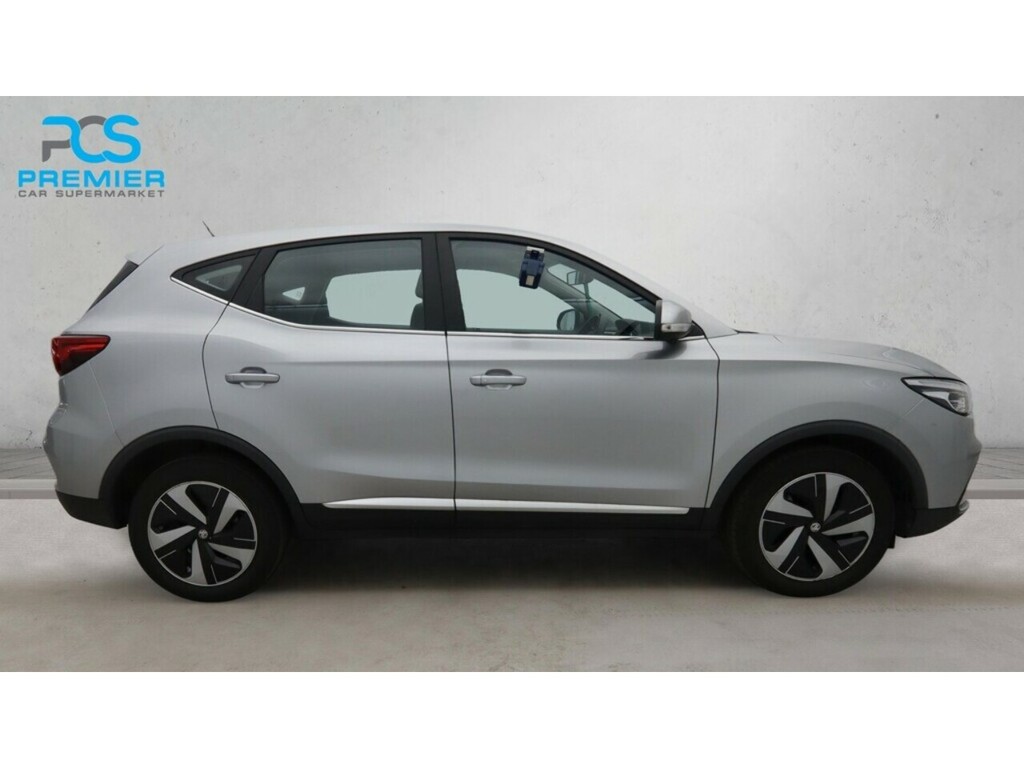 MG ZS Se Long Range FT72LFF Silver #2