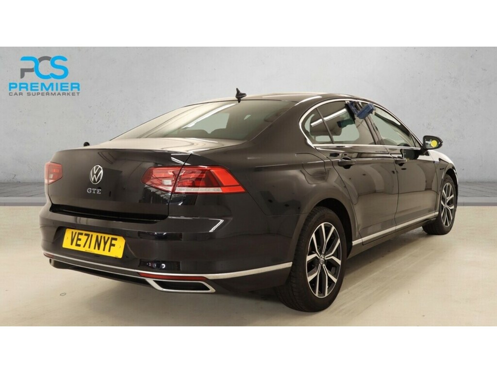 Volkswagen Passat Tsi Gte Black #4