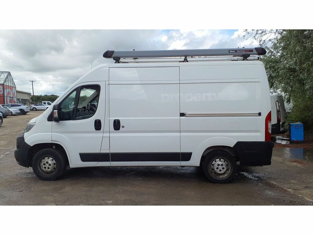 Citroen Relay Bluehdi 35 Enterprise White #4