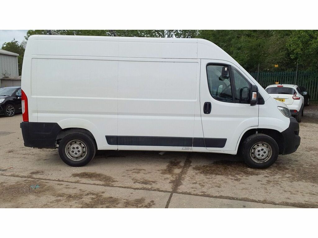 Citroen Relay Bluehdi 35 Enterprise White #2