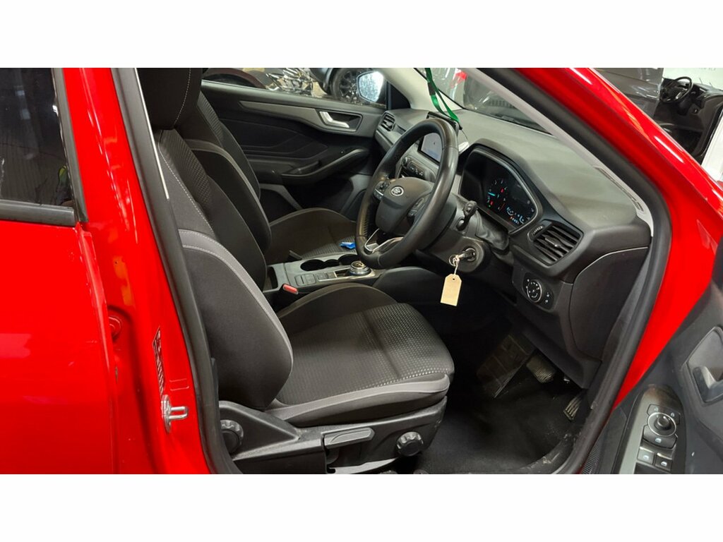 Ford Focus Ecoblue Trend Red #3