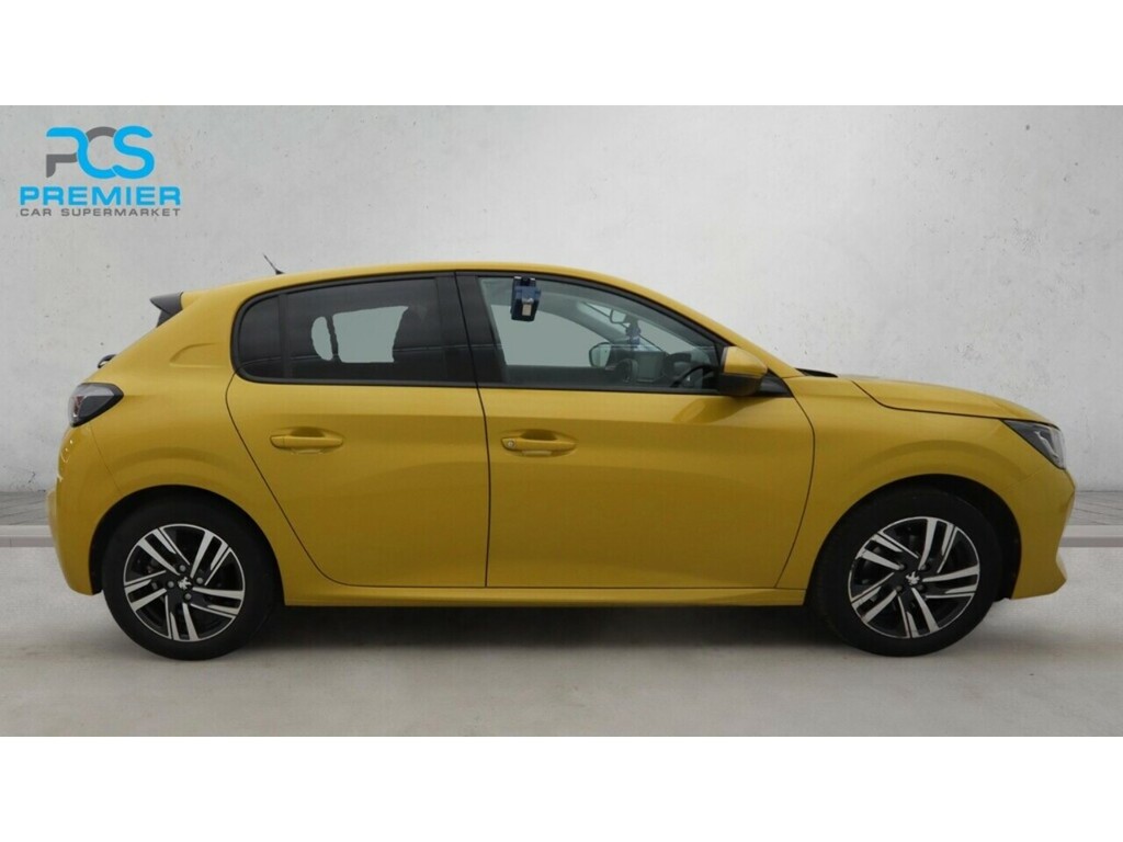 Peugeot 208 Puretech Allure Premium Yellow #2