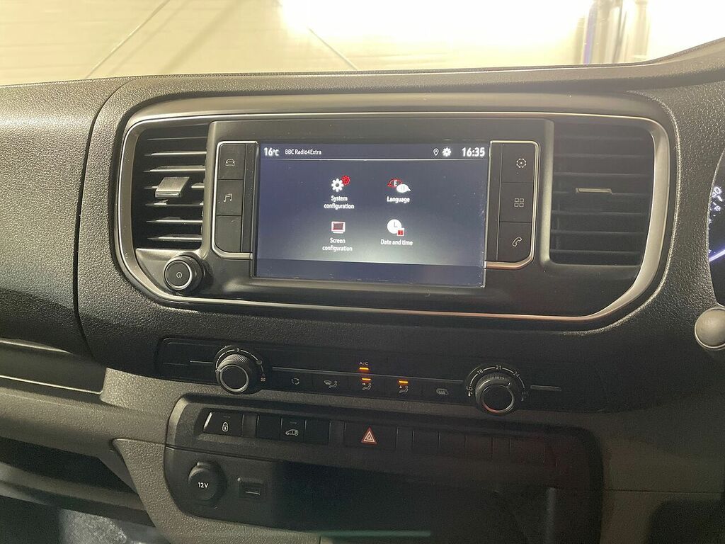 Vauxhall Vivaro Turbo D 2900 Dynamic White #6