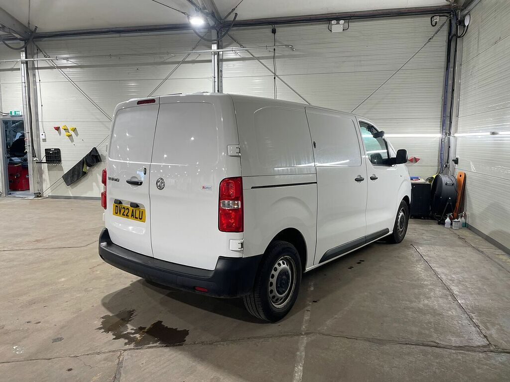 Vauxhall Vivaro Turbo D 2900 Dynamic White #3
