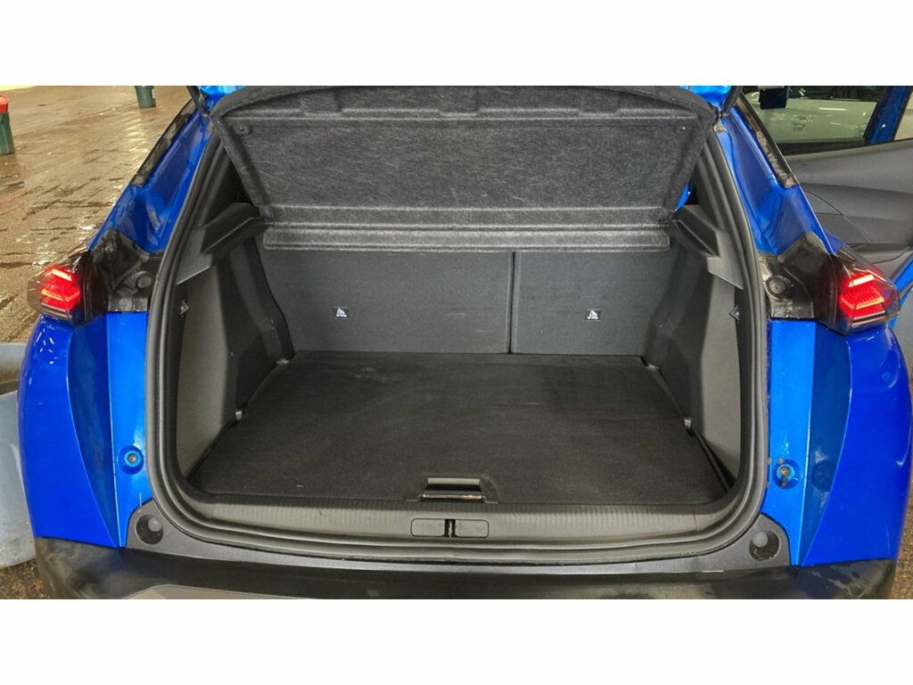 Peugeot 2008 Puretech Allure Blue #5