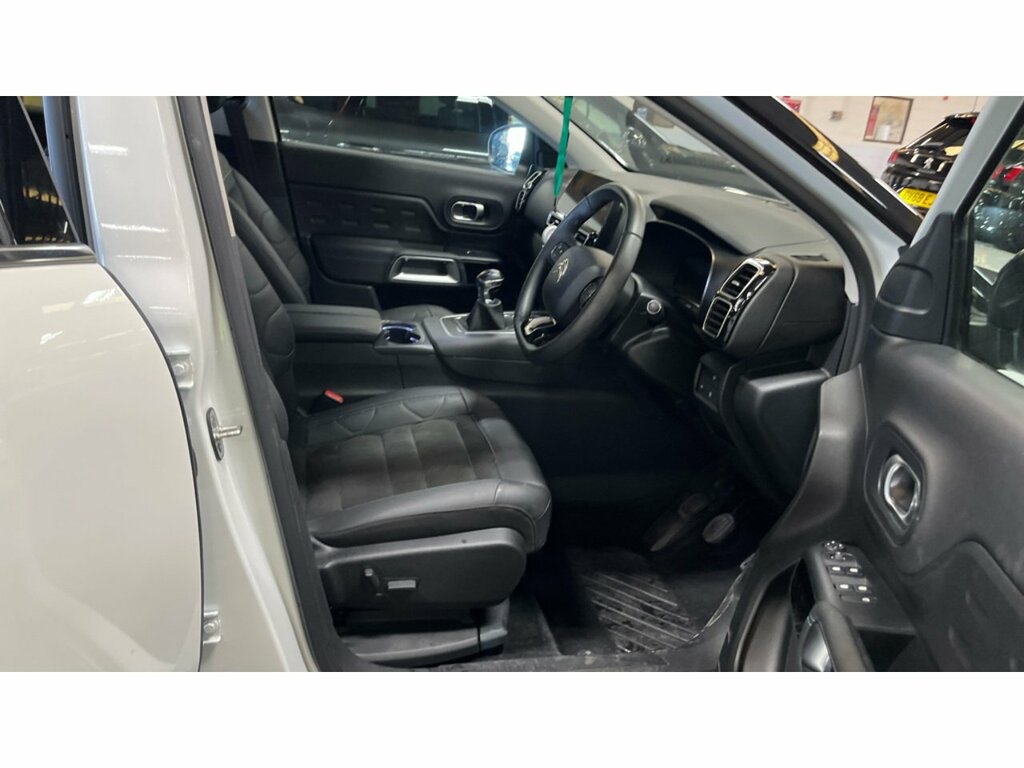 Citroen C5 Aircross Puretech Max White #3