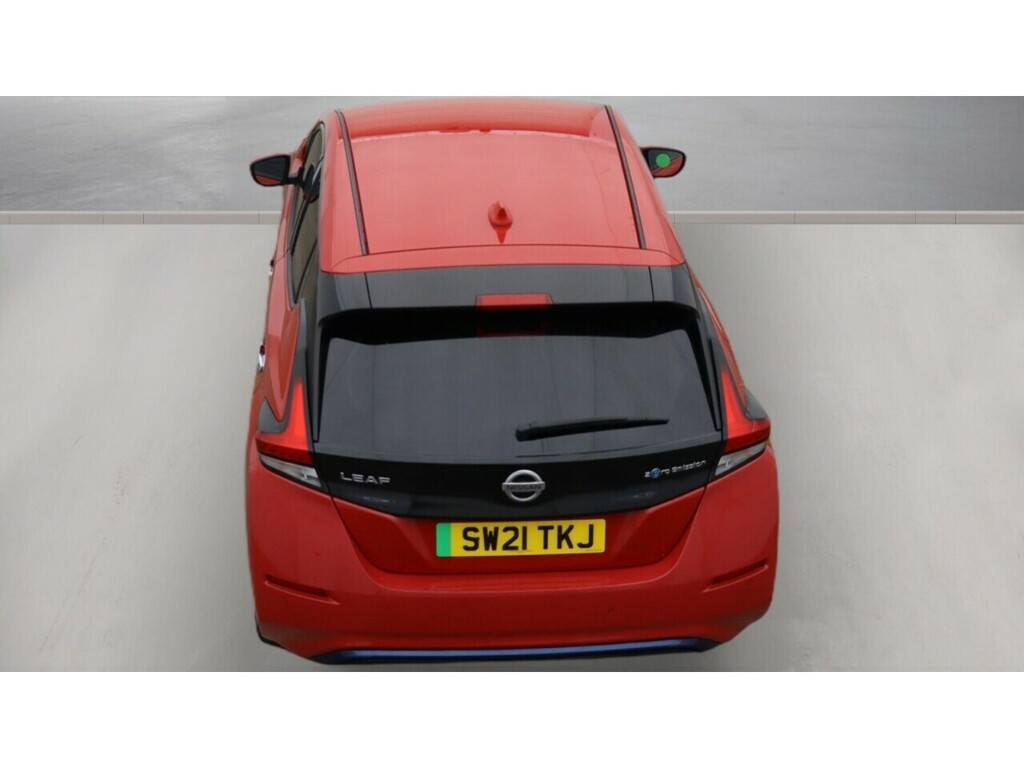Nissan Leaf N-connecta Red #6