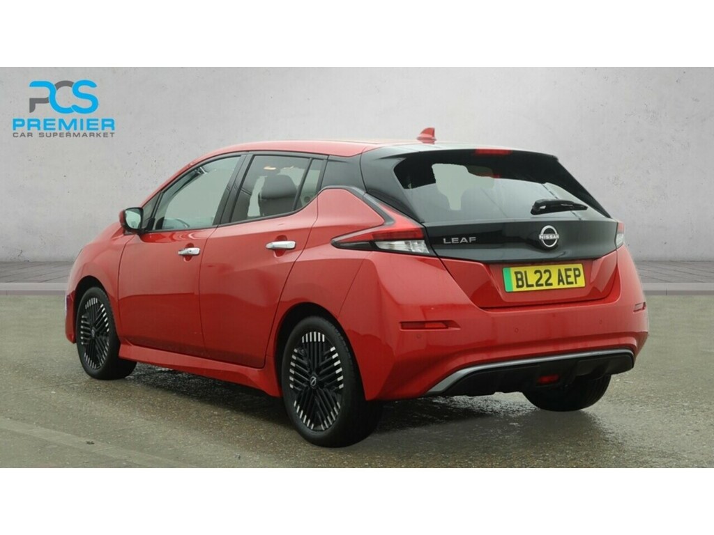 Nissan Leaf N-connecta Red #6