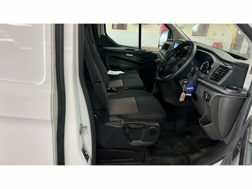 Ford Transit Custom 300 Ecoblue Leader AK22FEG White #3