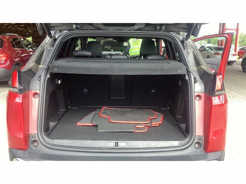 Peugeot 3008 Puretech Gt Line Premium Red #5