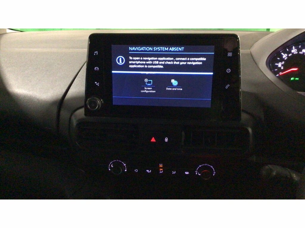 Peugeot Partner Mpv White #9
